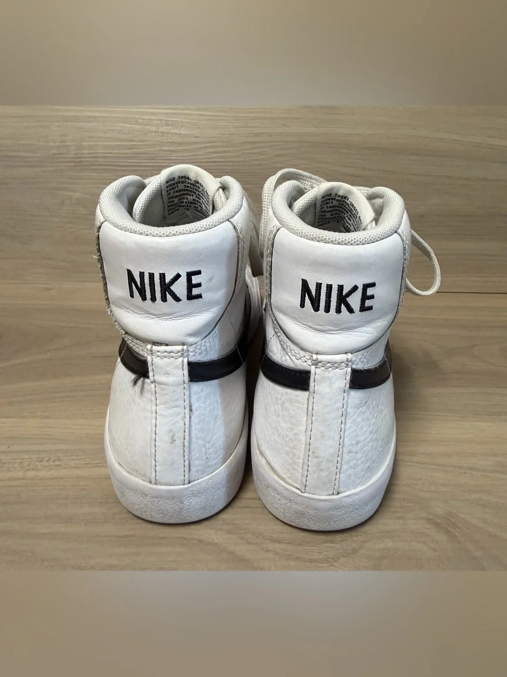 Nike Shoes Kids 5.5Y White Blazer Mid 77 DA4086-100 High Top Suede Trim Classic